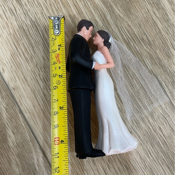 Miscellaneous Wedding Items - Picture 4 of 7